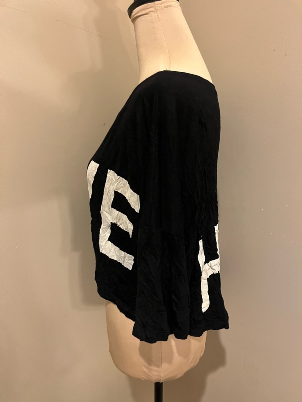 The Classic Black Cropped Tee with White LOVE Graphic - Picture 3 of 6